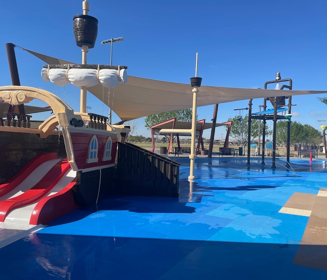 Mansel Carter Oasis Park Splash Pad 1